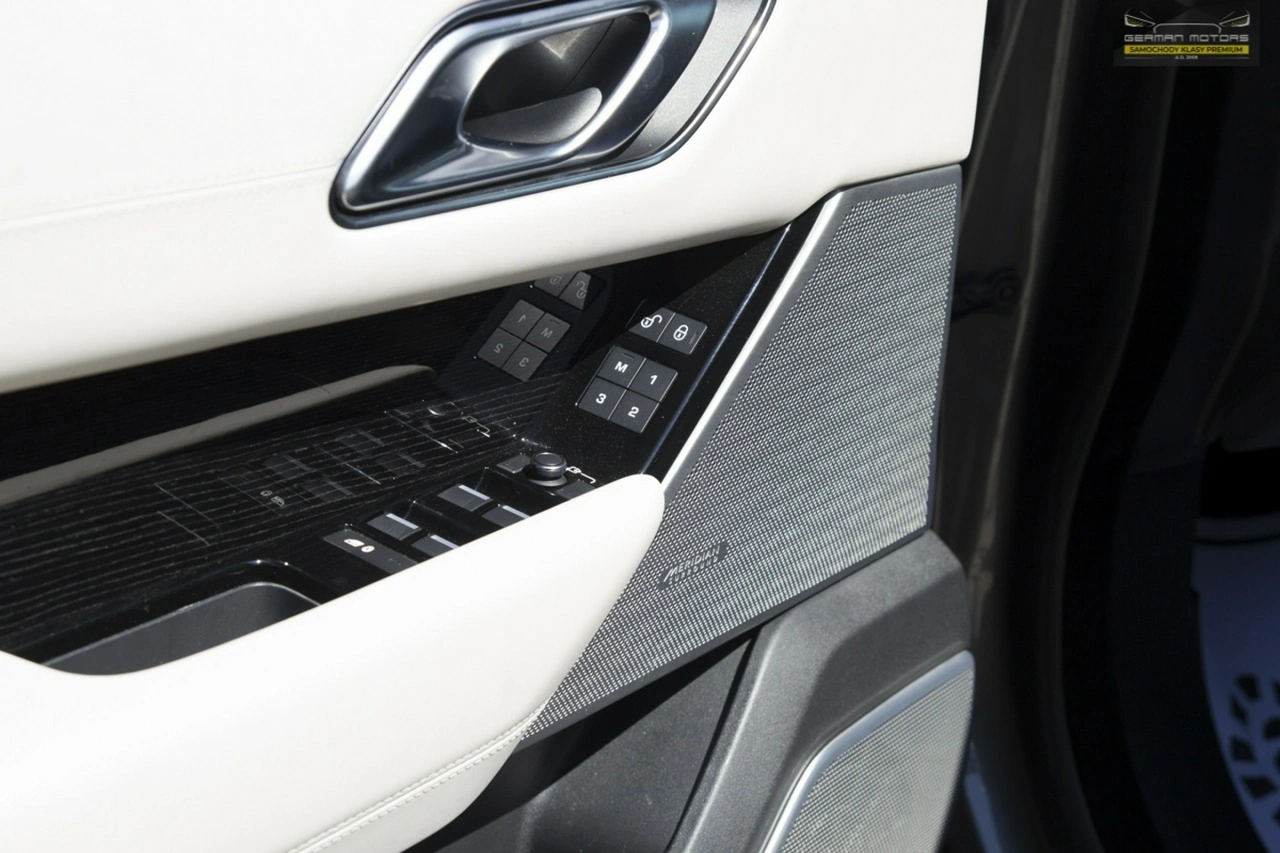 Land Rover Range Rover Velar - Zdjęcie 22