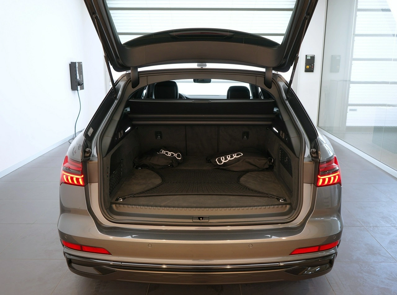 Audi A6 - Zdjęcie 10