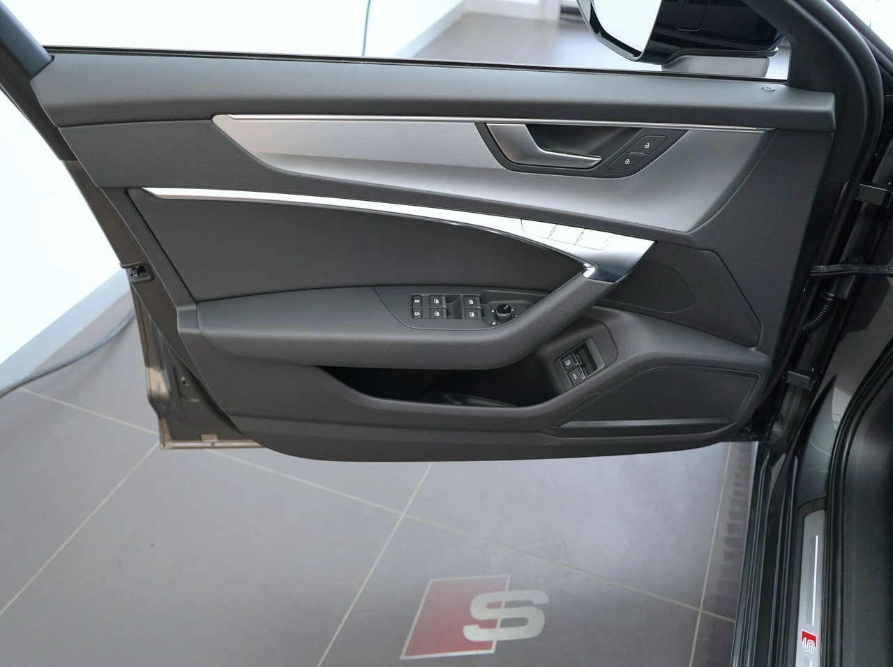 Audi A6 - Zdjęcie 12
