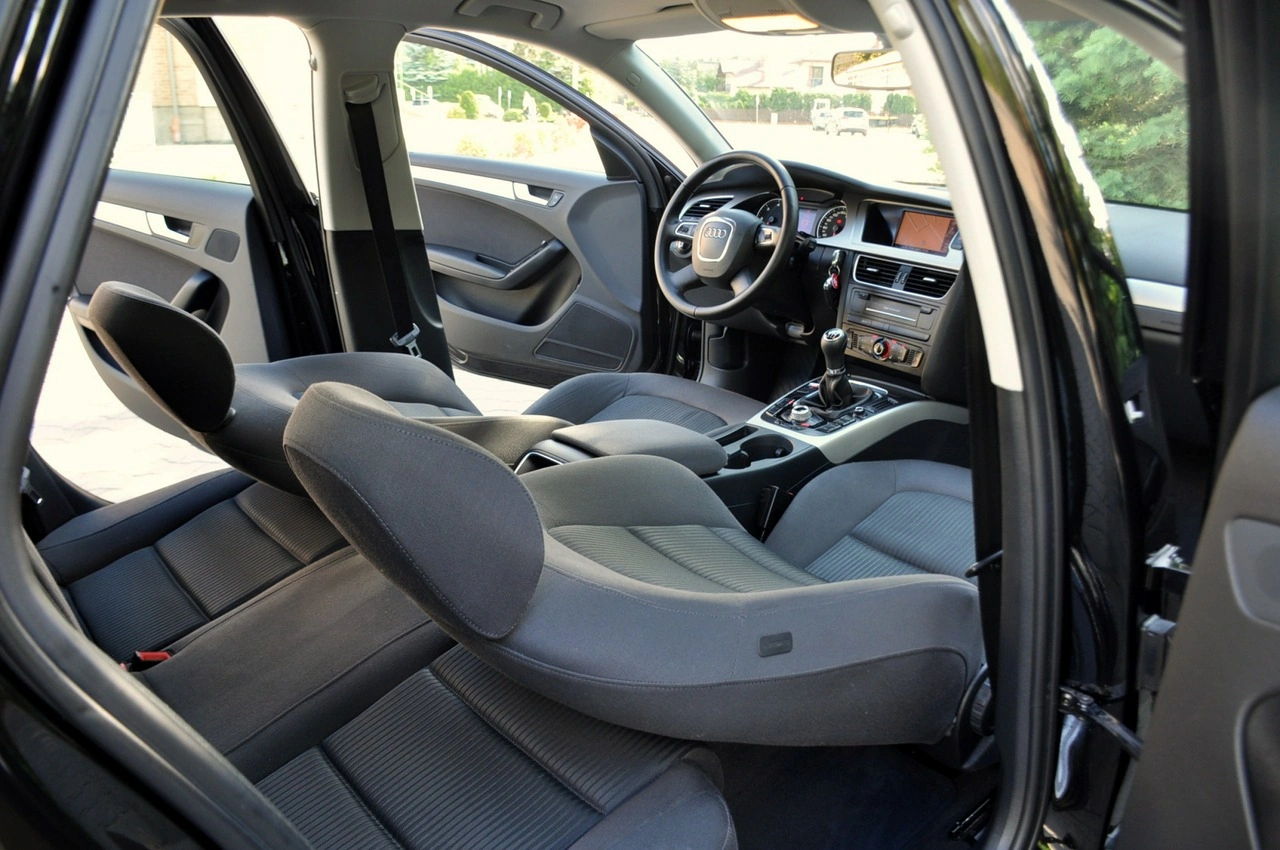 Audi A4 - Zdjęcie 22