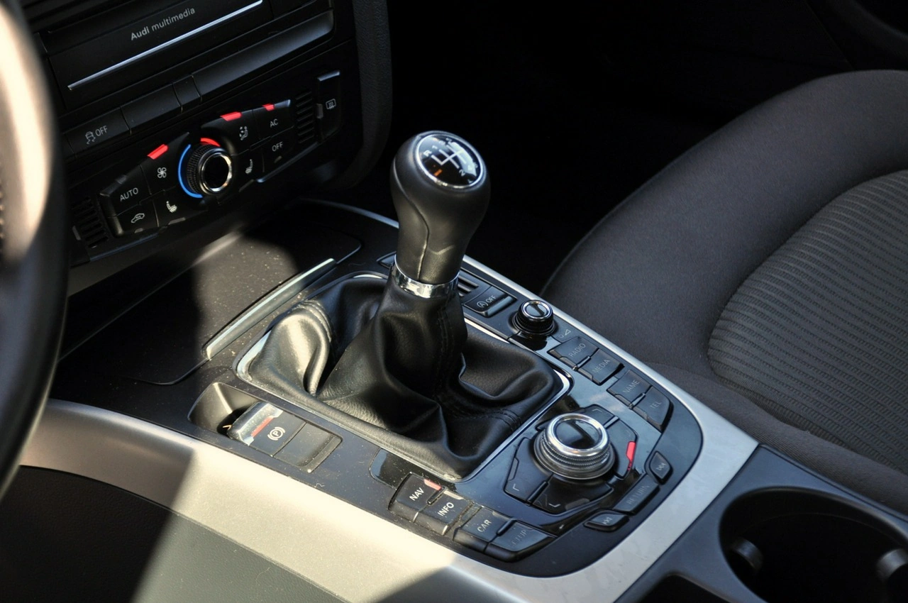 Audi A4 - Zdjęcie 33
