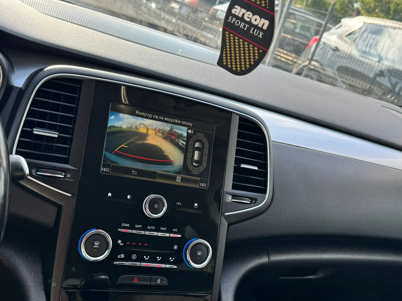 Renault Talisman - Zdjęcie 21