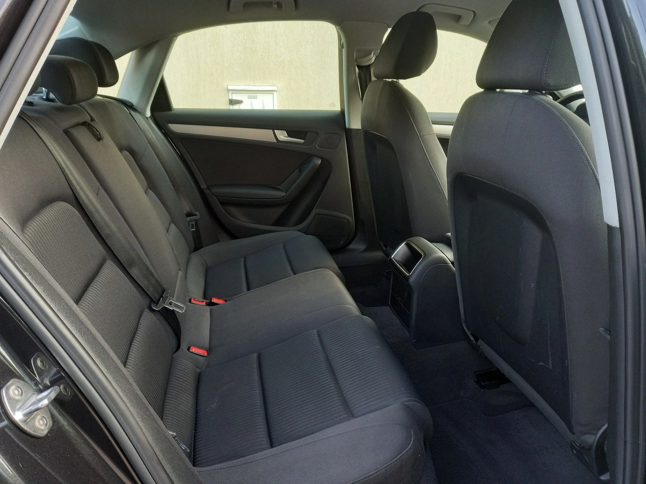 Audi A4 - Zdjęcie 21
