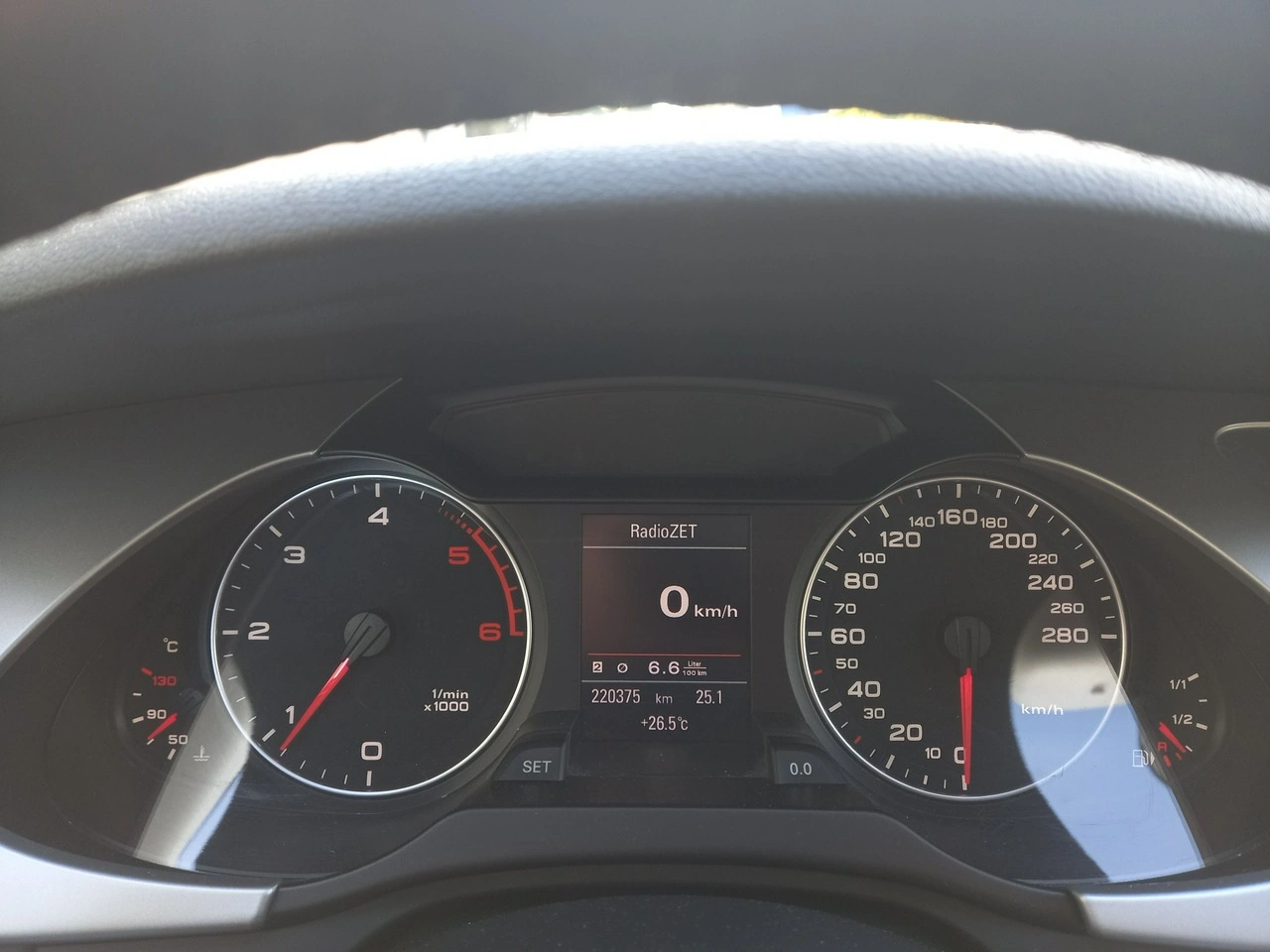 Audi A4 - Zdjęcie 32