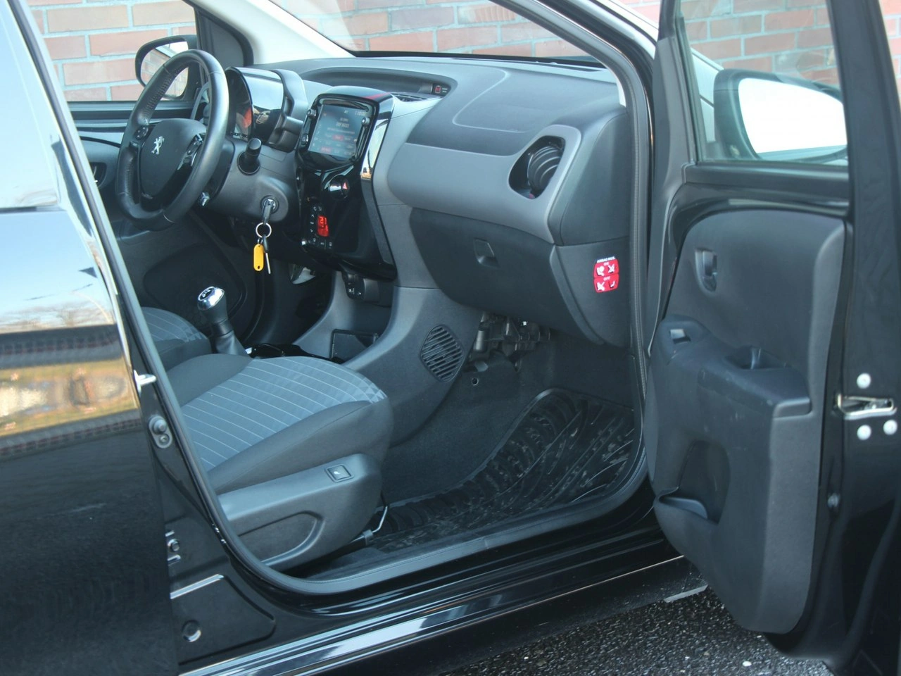 Peugeot 108 - Zdjęcie 29