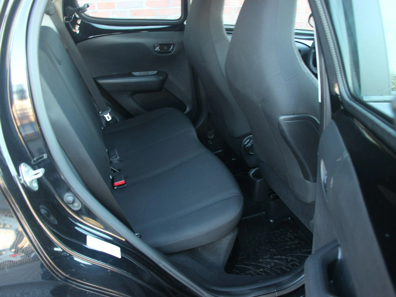 Peugeot 108 - Zdjęcie 38