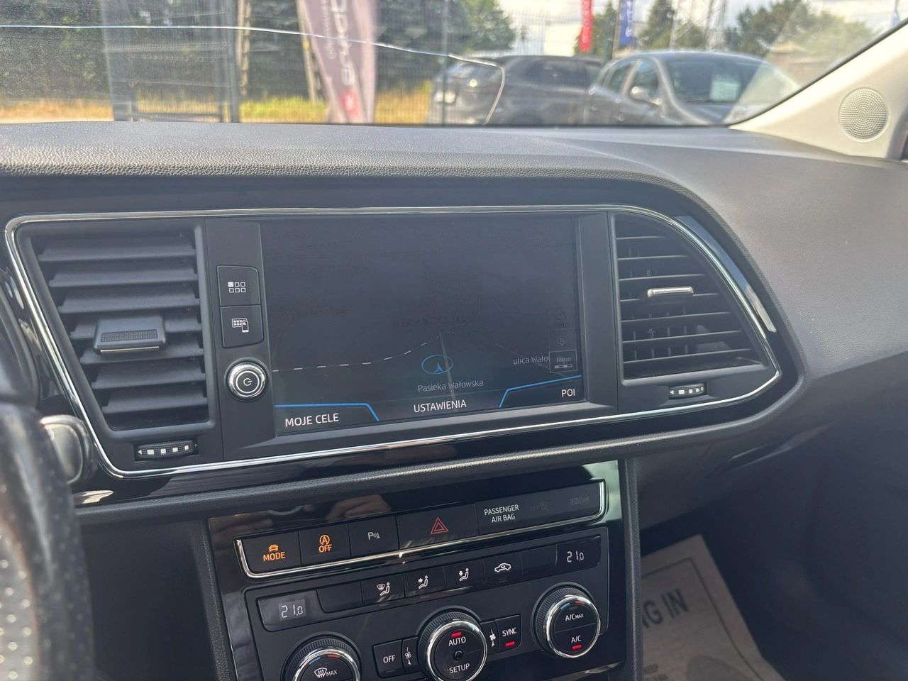 Seat Leon - Zdjęcie 24