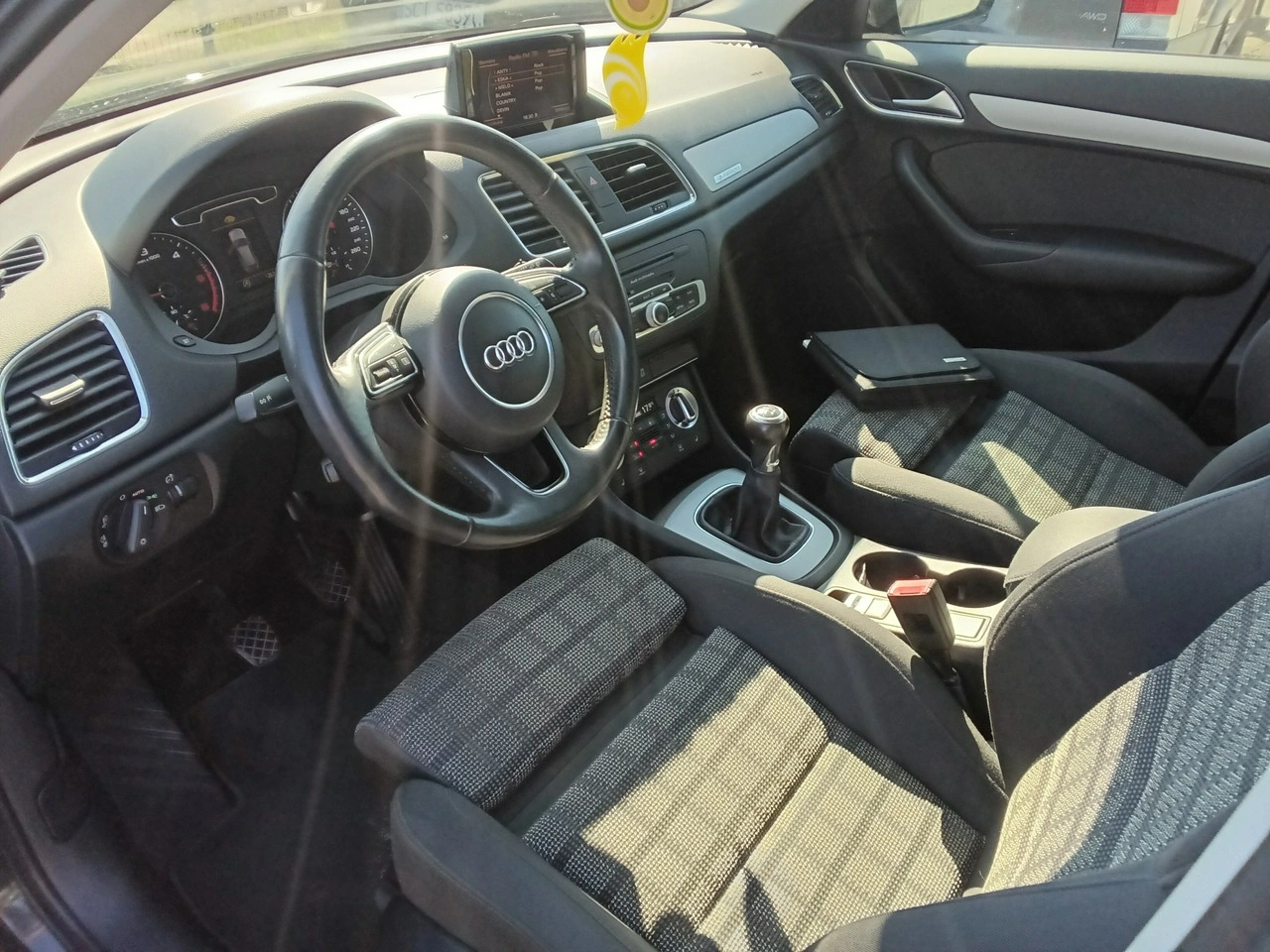 Audi Q3 - Zdjęcie 9