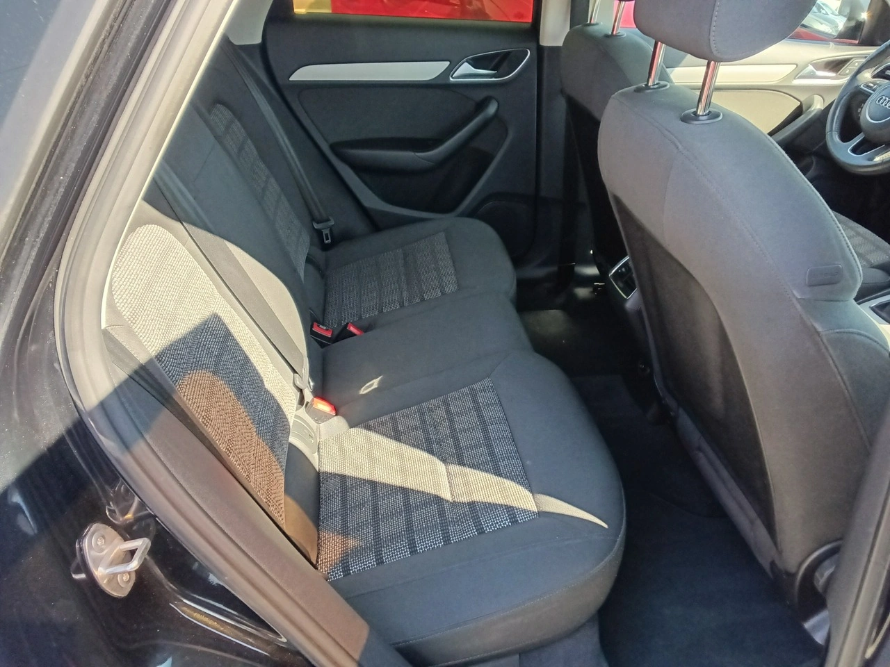 Audi Q3 - Zdjęcie 10