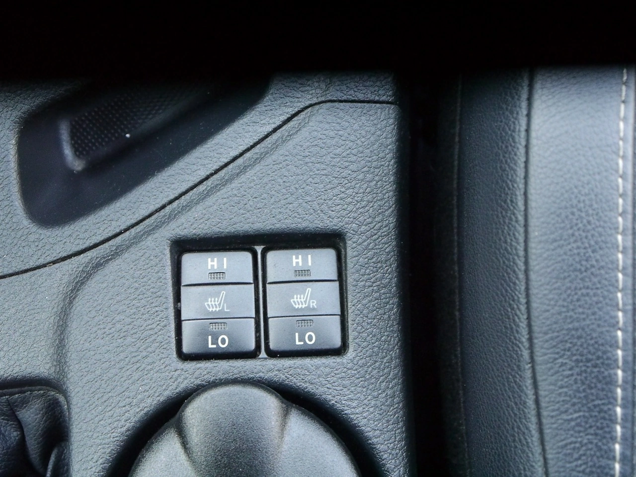 Toyota Auris - Zdjęcie 24