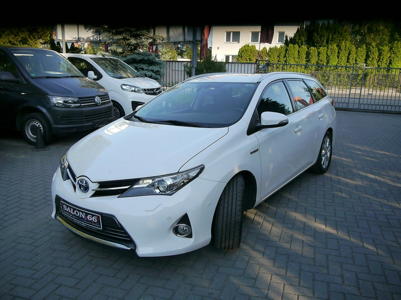 Toyota Auris - Zdjęcie 3