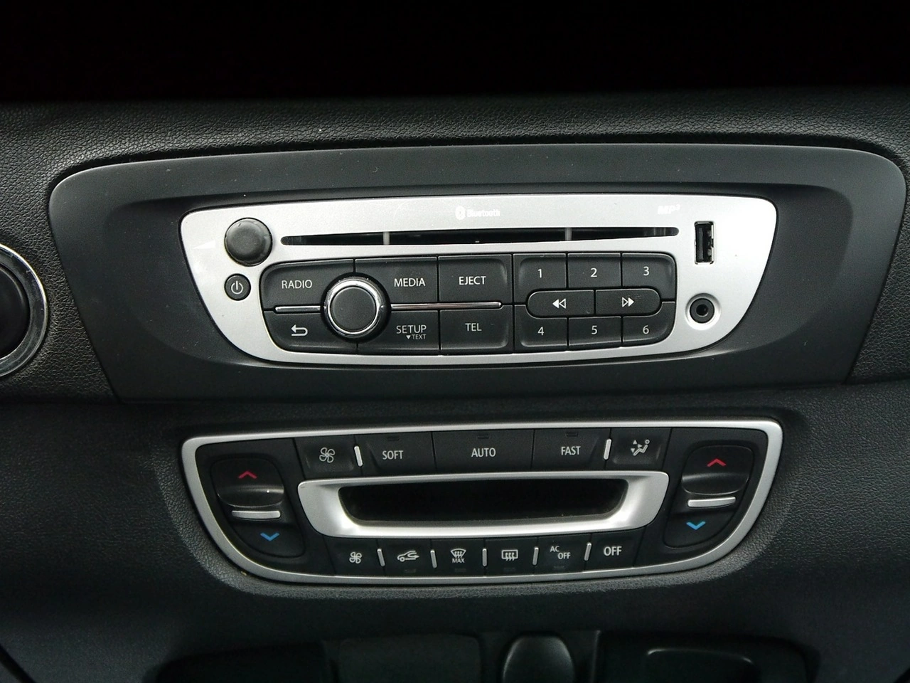 Renault Grand Scenic - Zdjęcie 26