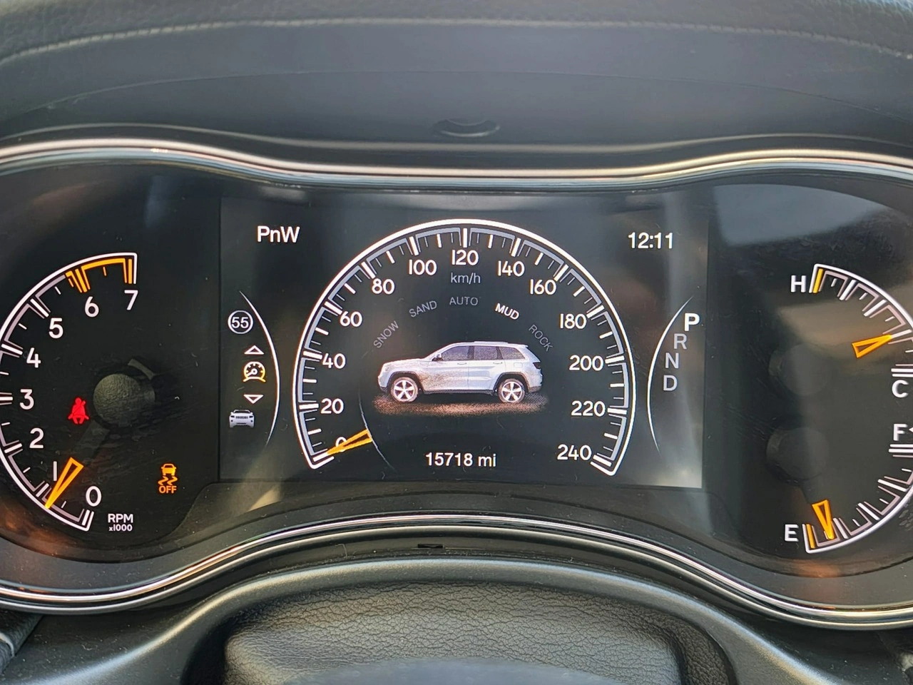 Jeep Grand Cherokee - Zdjęcie 19