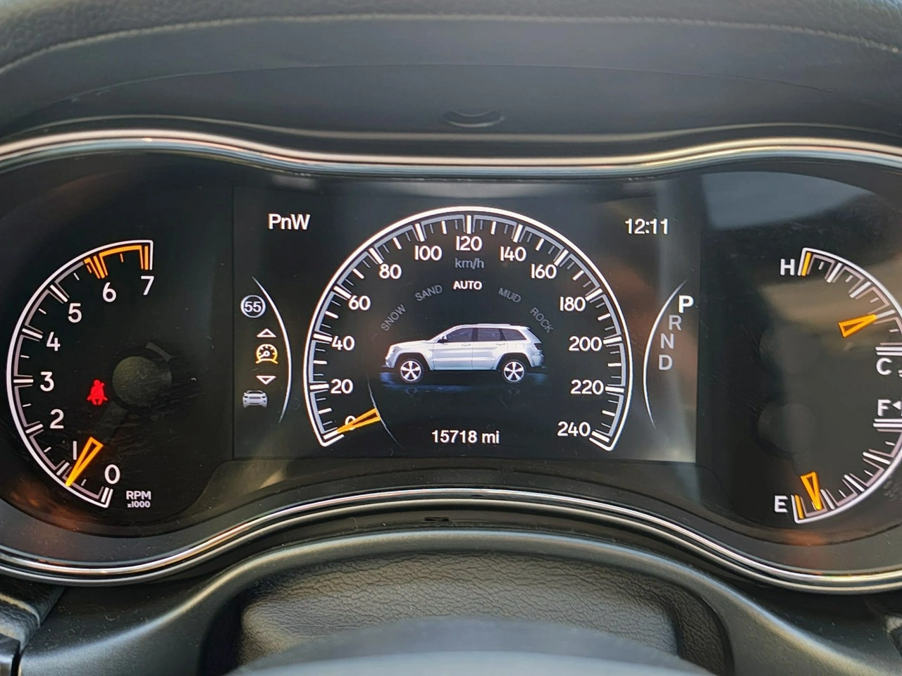 Jeep Grand Cherokee - Zdjęcie 20