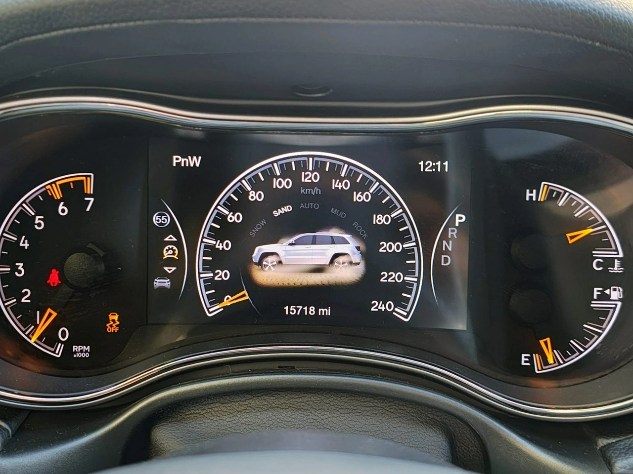 Jeep Grand Cherokee - Zdjęcie 21