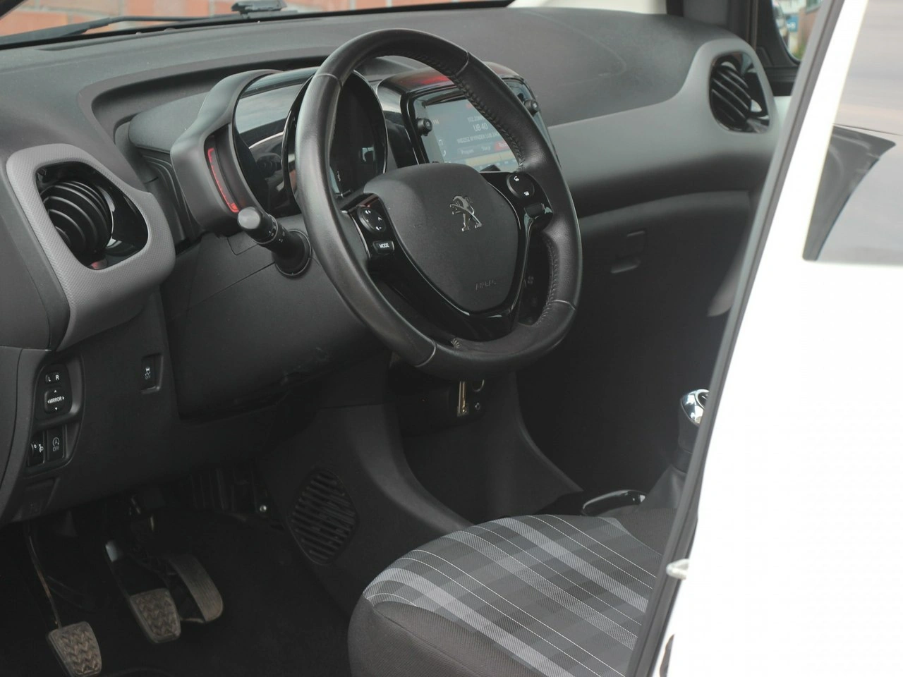 Peugeot 108 - Zdjęcie 12