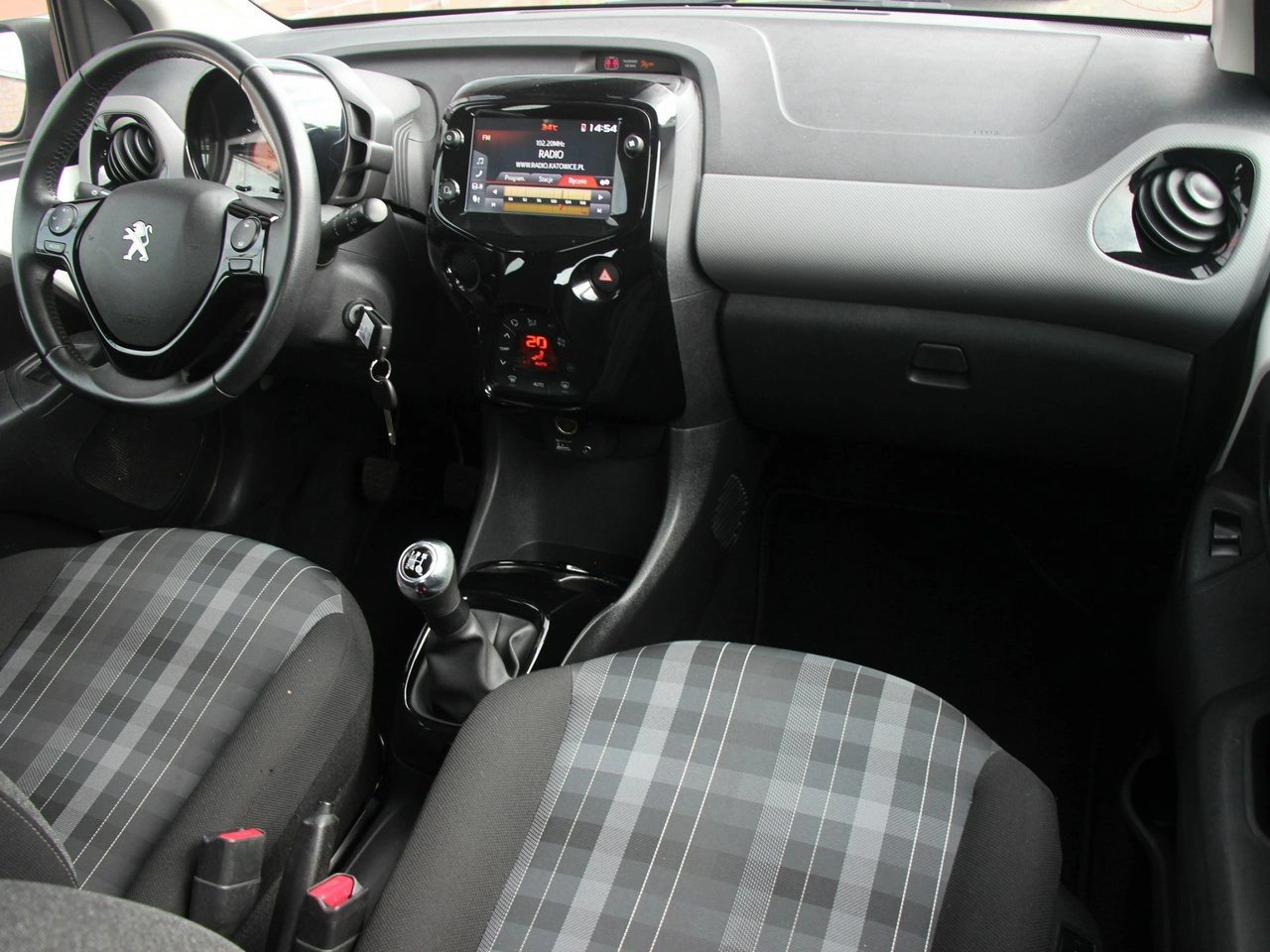 Peugeot 108 - Zdjęcie 25