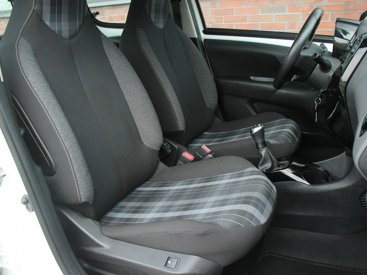 Peugeot 108 - Zdjęcie 37