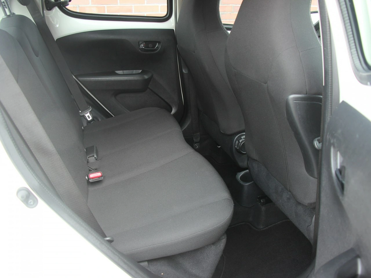 Peugeot 108 - Zdjęcie 39