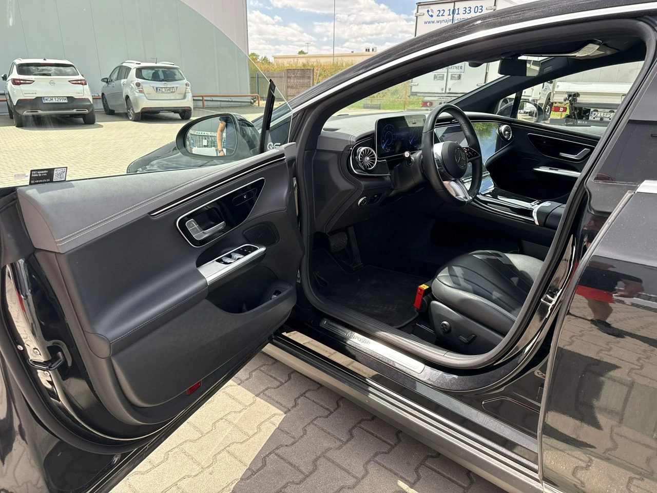 Mercedes EQE - Zdjęcie 9