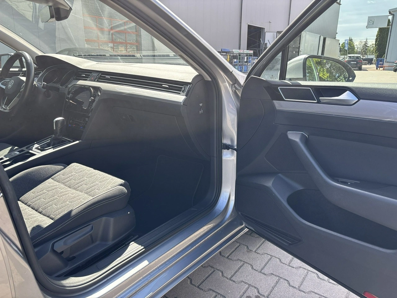 Volkswagen Passat - Zdjęcie 15