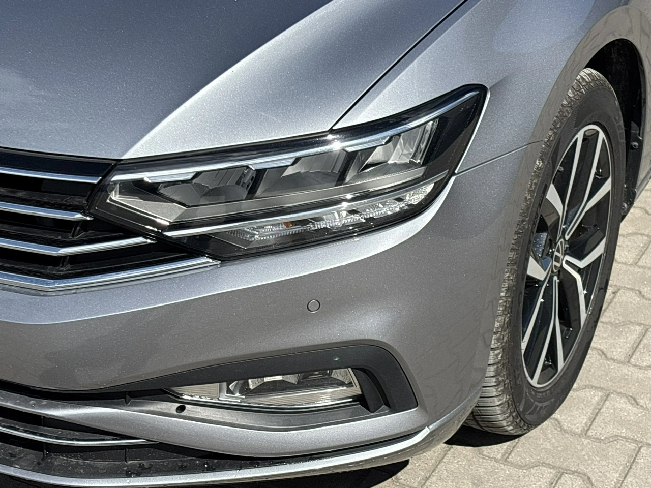 Volkswagen Passat - Zdjęcie 8