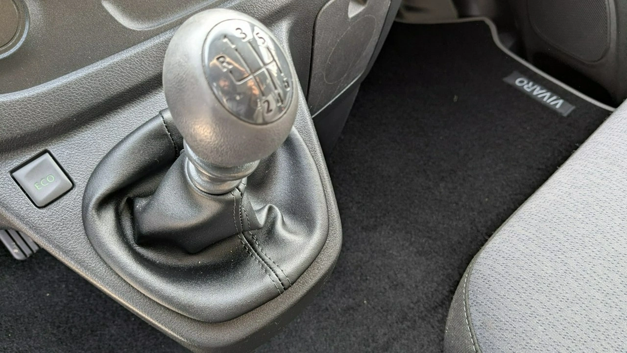 Opel Vivaro - Zdjęcie 19
