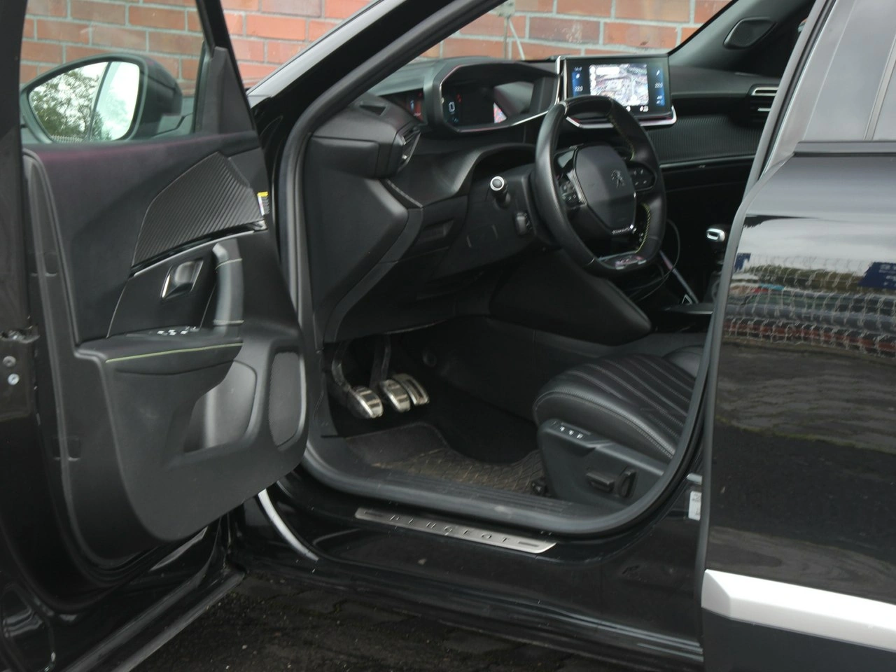 Peugeot 2008 - Zdjęcie 11