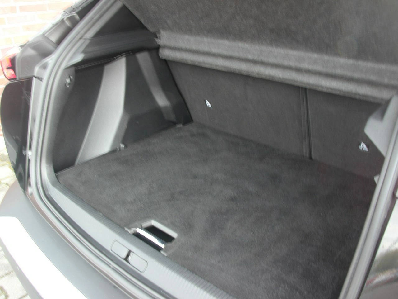 Peugeot 2008 - Zdjęcie 40