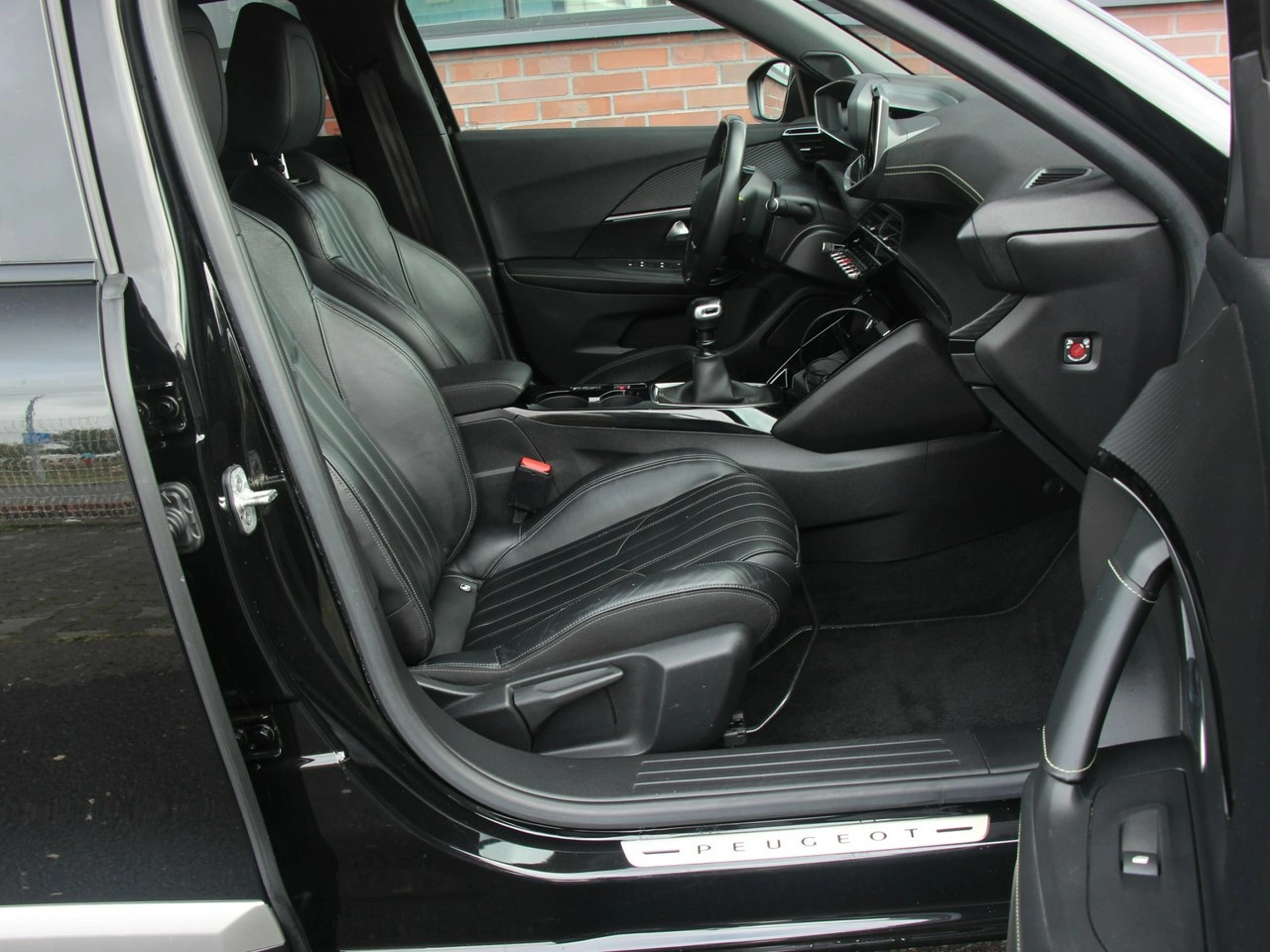 Peugeot 2008 - Zdjęcie 44