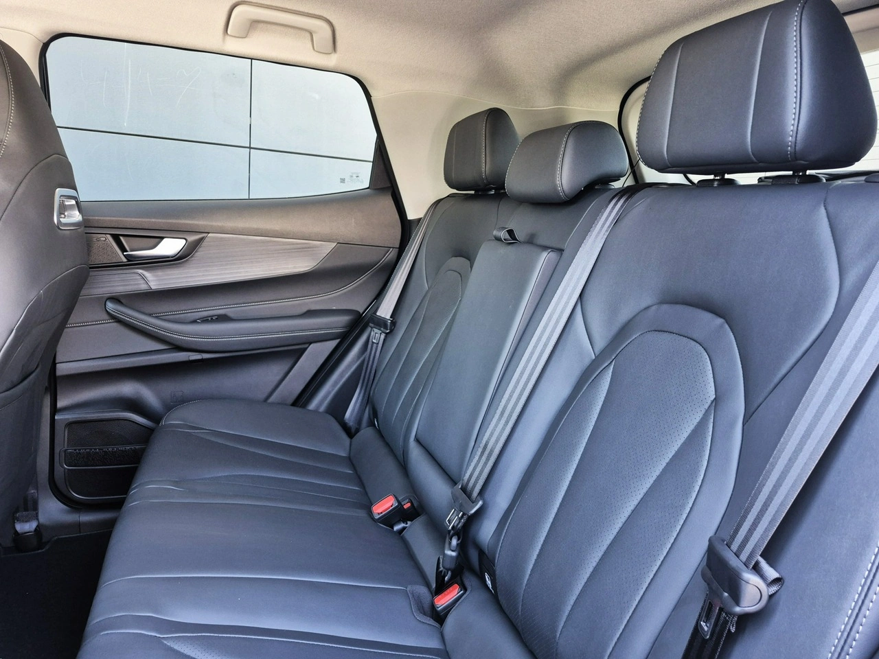 Chery Tiggo 4 - Zdjęcie 23