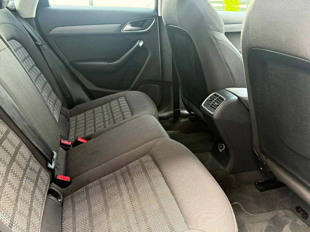 Audi Q3 - Zdjęcie 31