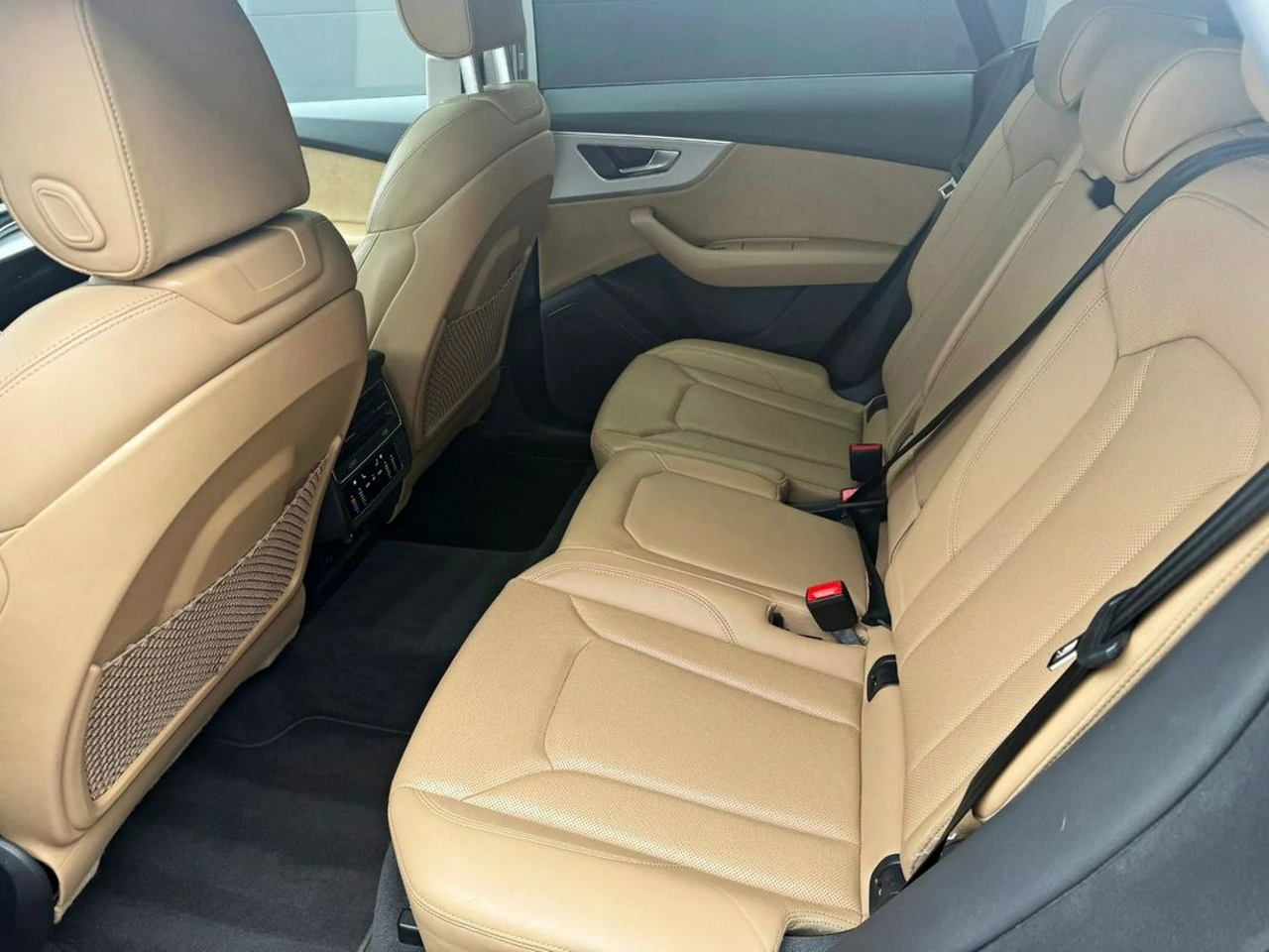 Audi Q8 - Zdjęcie 22