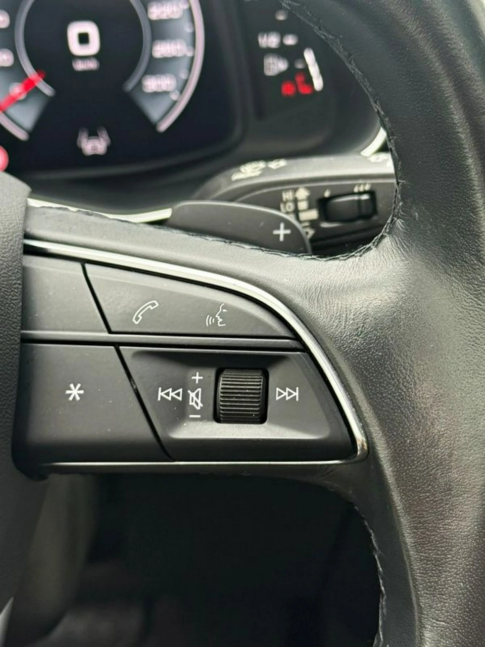 Audi Q8 - Zdjęcie 36
