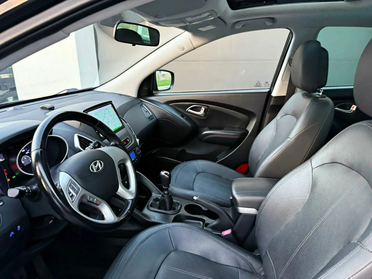 Hyundai ix35 - Zdjęcie 25