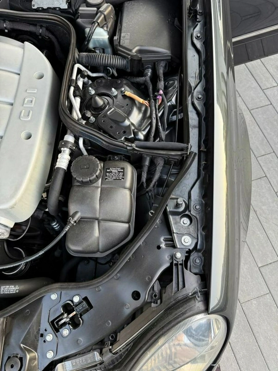 Mercedes E 220 - Zdjęcie 23