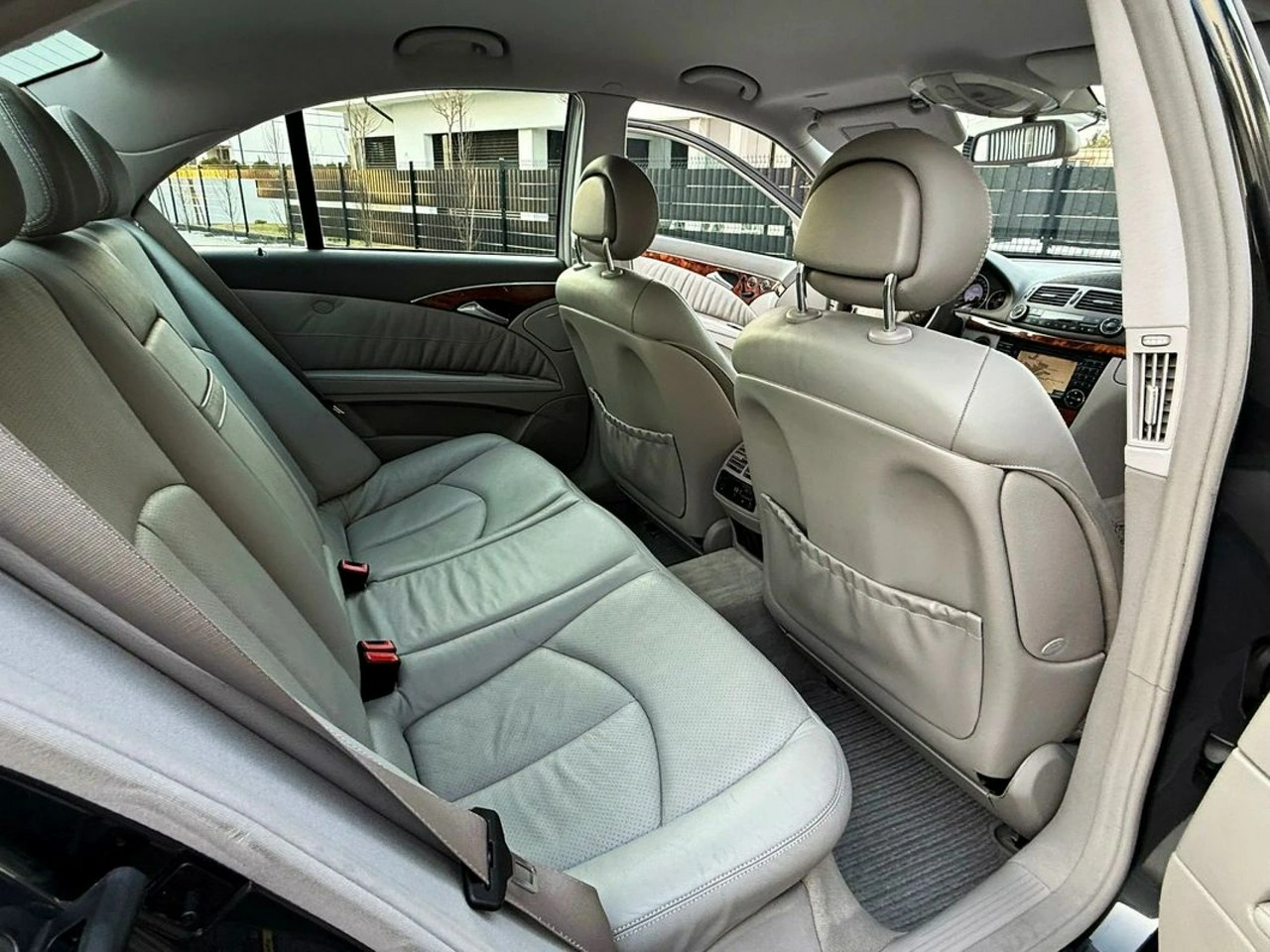 Mercedes E 220 - Zdjęcie 5