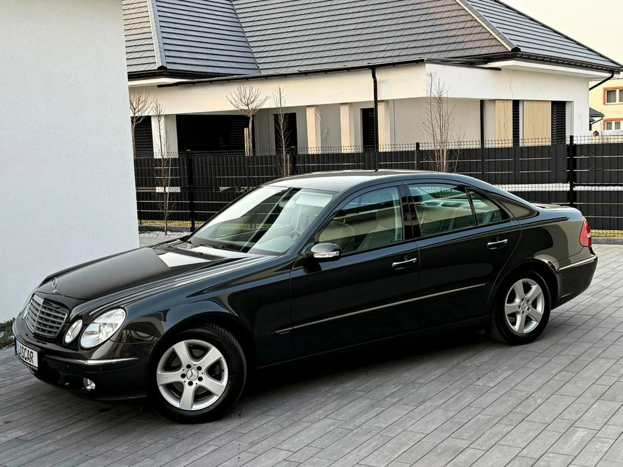 Mercedes E 220 - Zdjęcie 6
