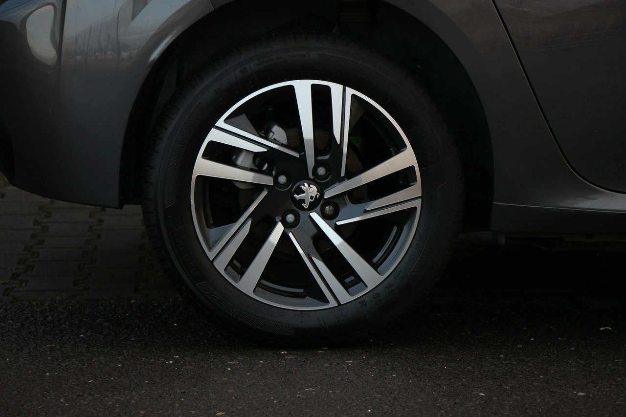 Peugeot 208 - Zdjęcie 30