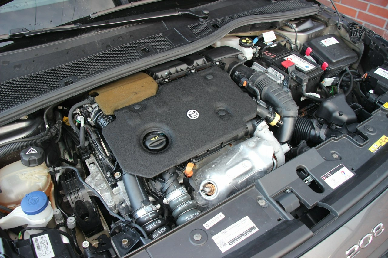 Peugeot 208 - Zdjęcie 31