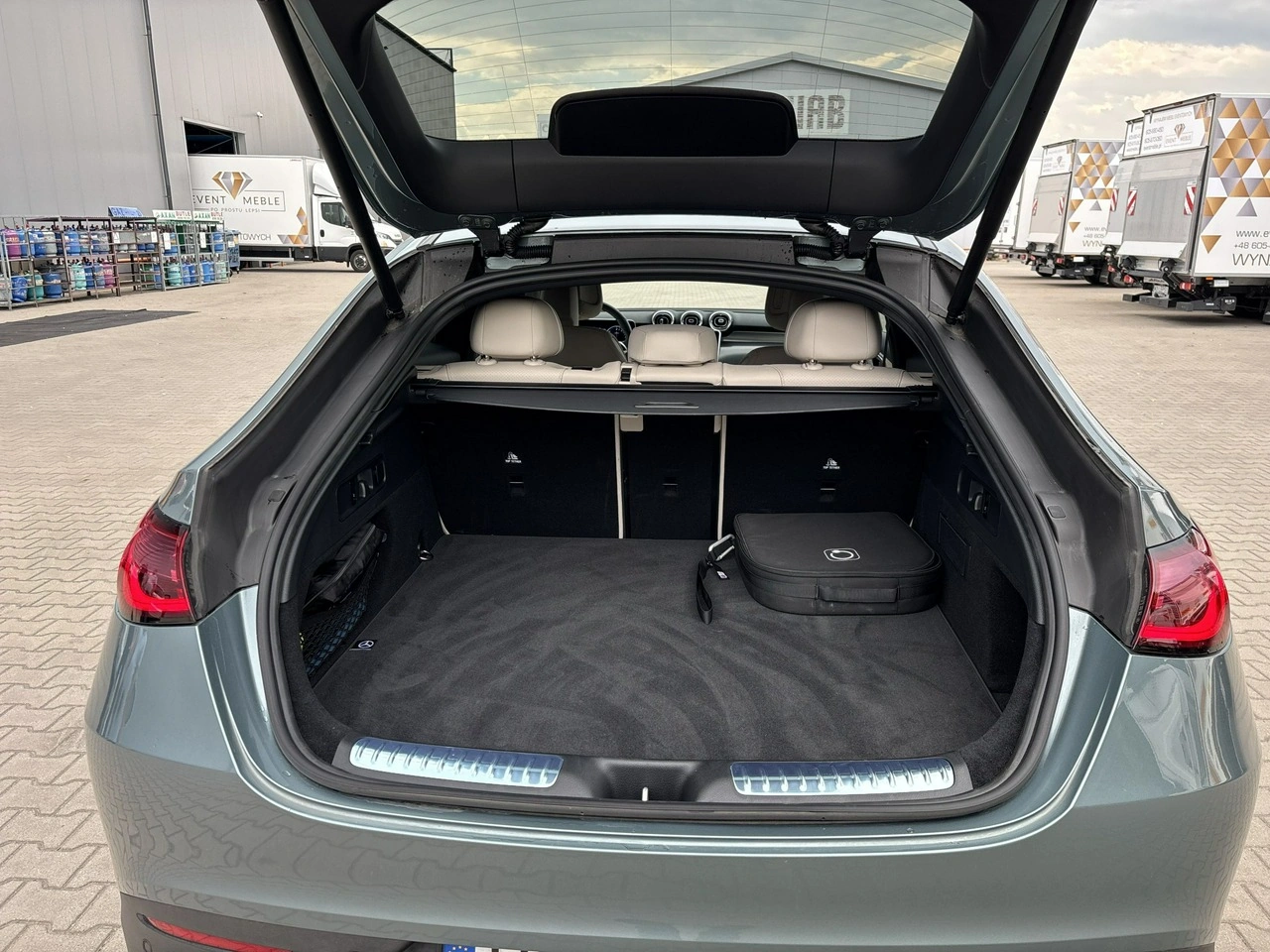 Mercedes GLC 300 - Zdjęcie 15