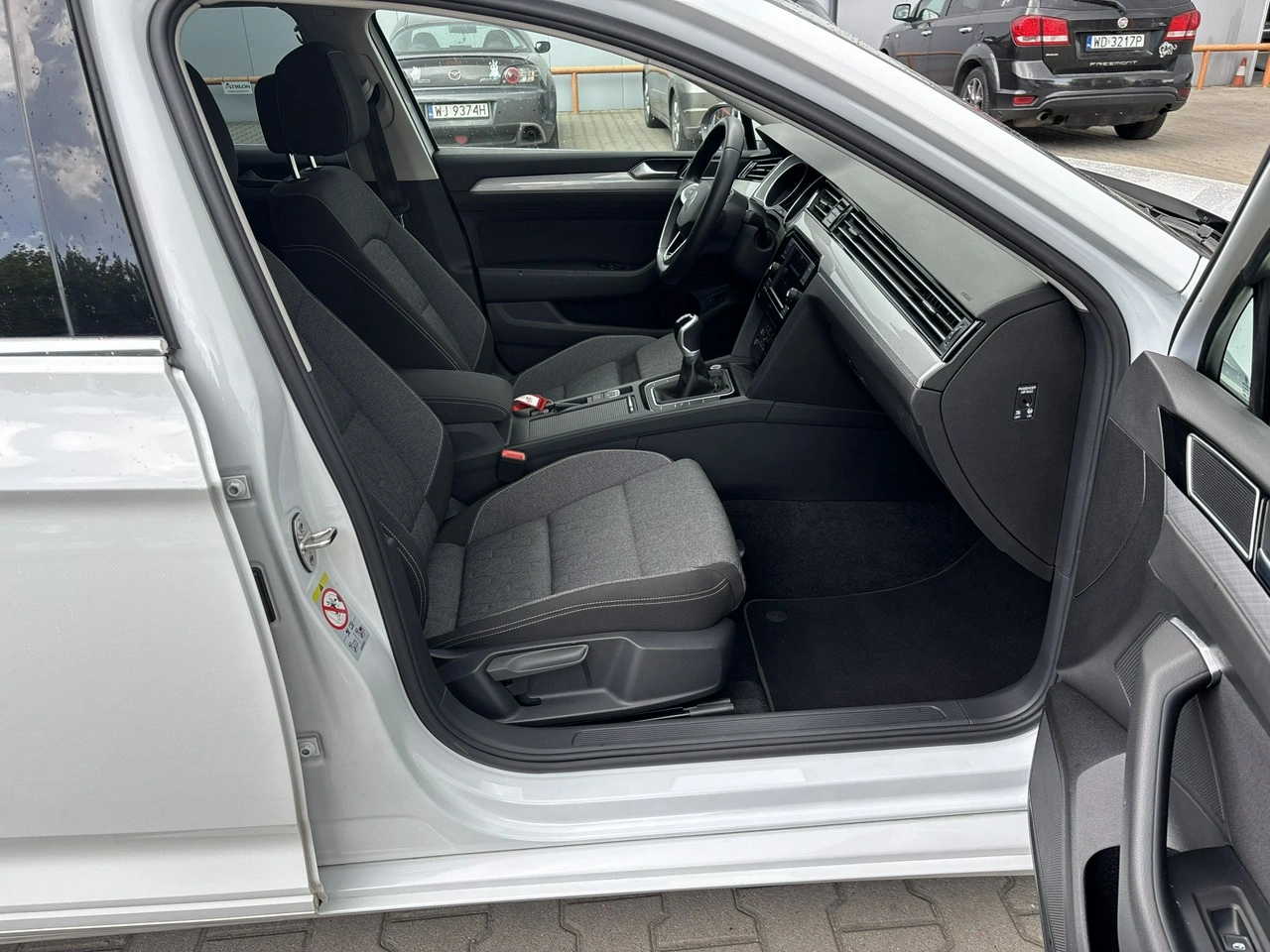 Volkswagen Passat - Zdjęcie 15