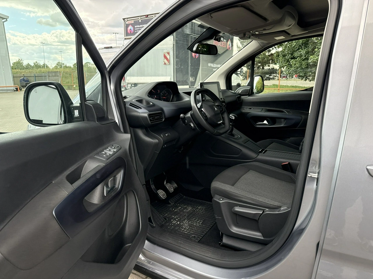 Peugeot Rifter - Zdjęcie 9