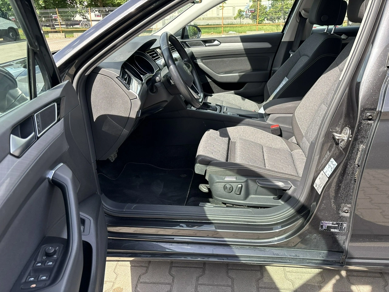 Volkswagen Passat - Zdjęcie 10