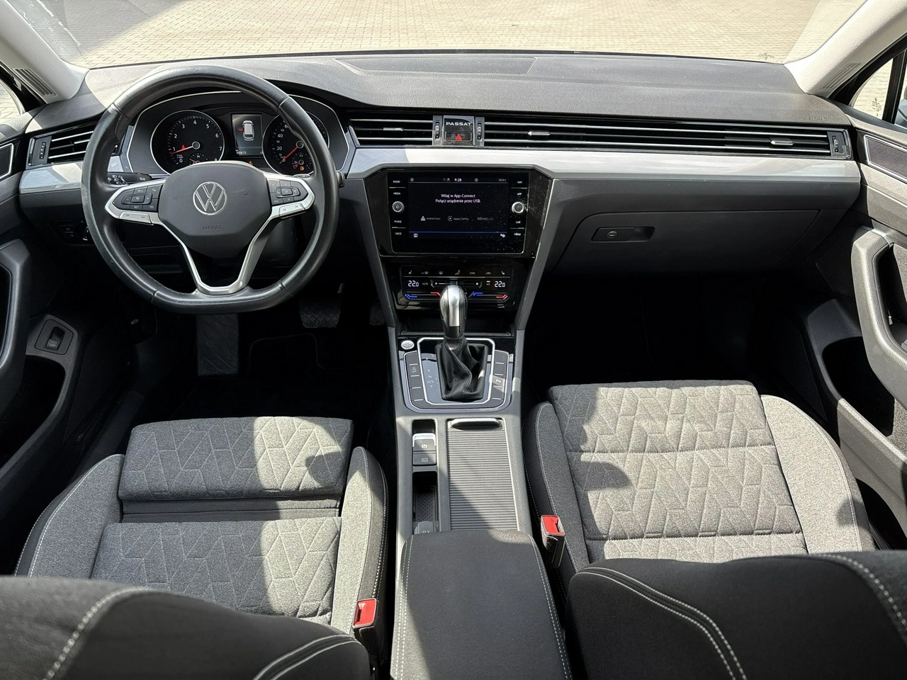 Volkswagen Passat - Zdjęcie 12
