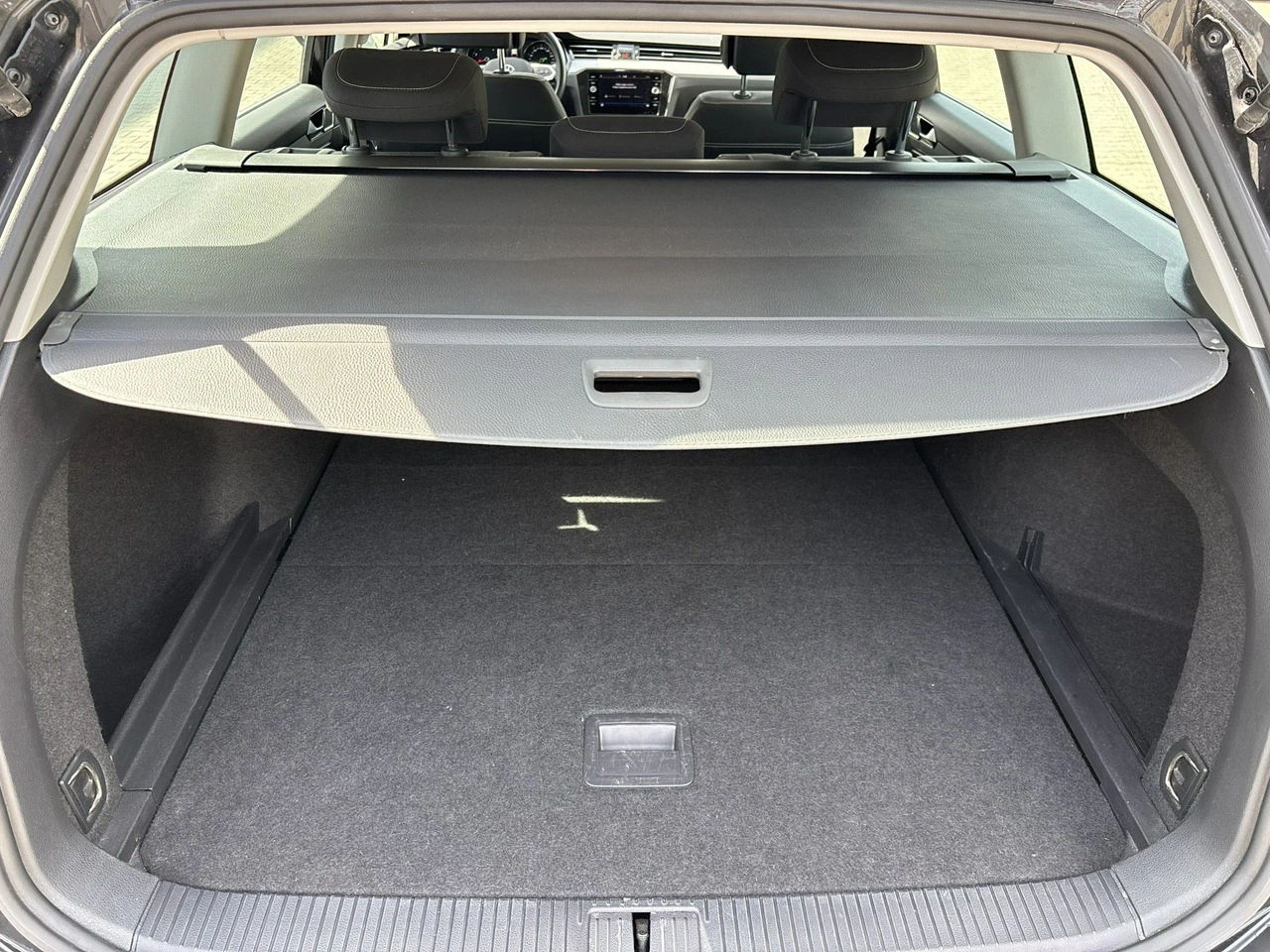 Volkswagen Passat - Zdjęcie 13