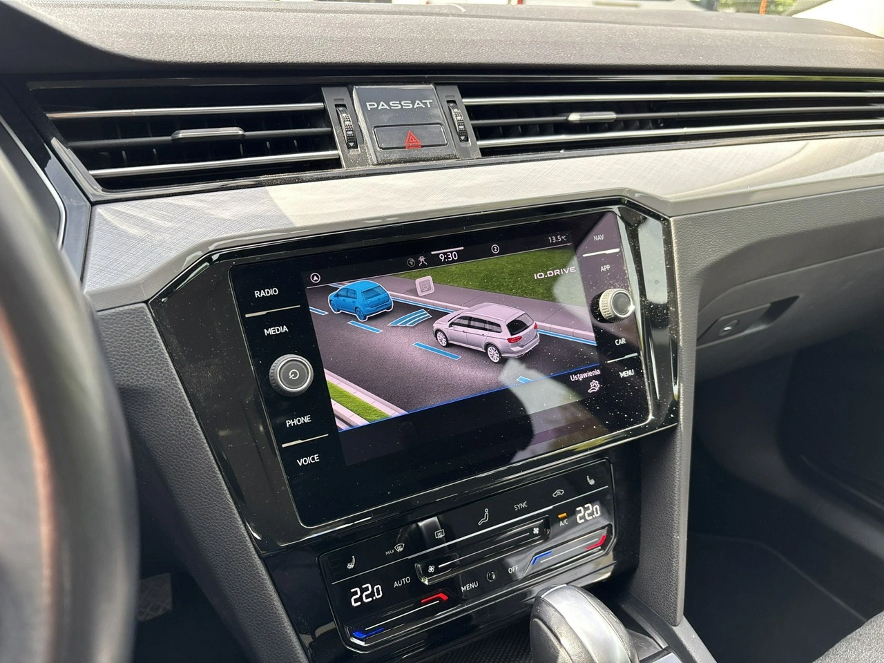 Volkswagen Passat - Zdjęcie 22