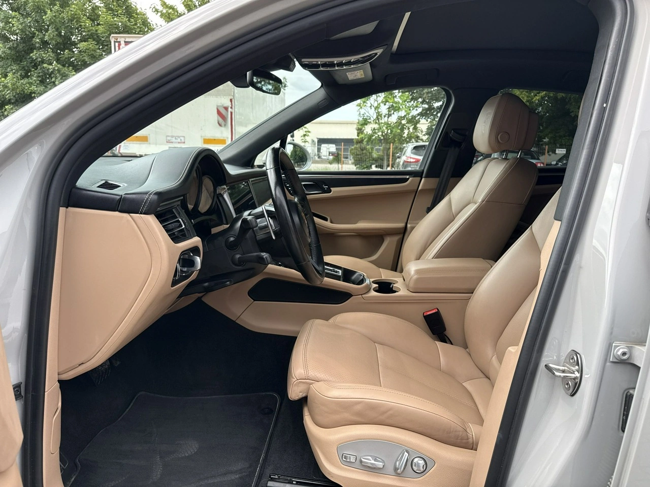 Porsche Macan - Zdjęcie 10