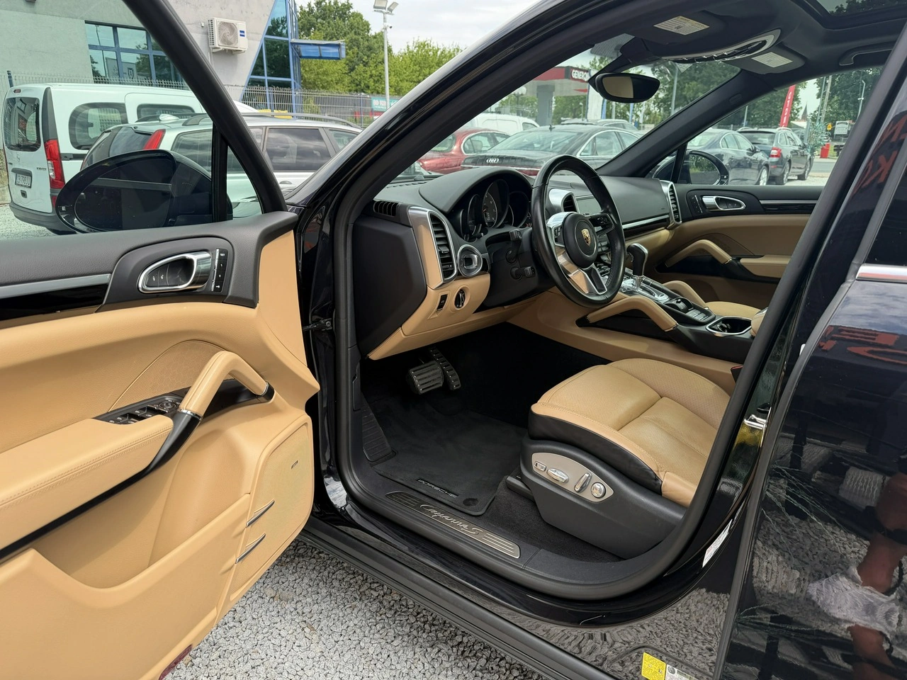 Porsche Cayenne S - Zdjęcie 9
