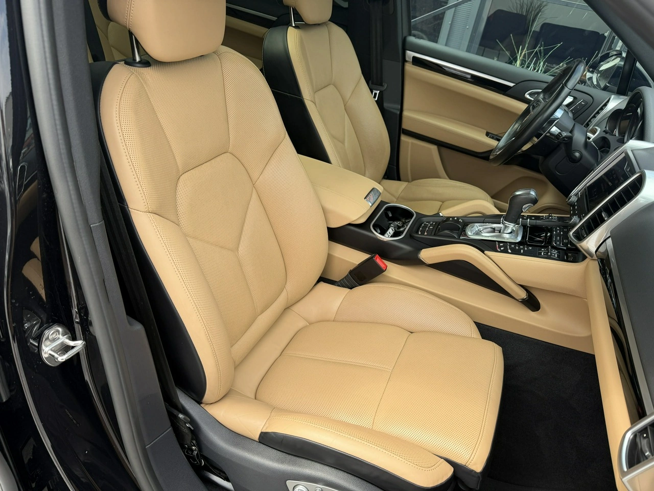 Porsche Cayenne S - Zdjęcie 26